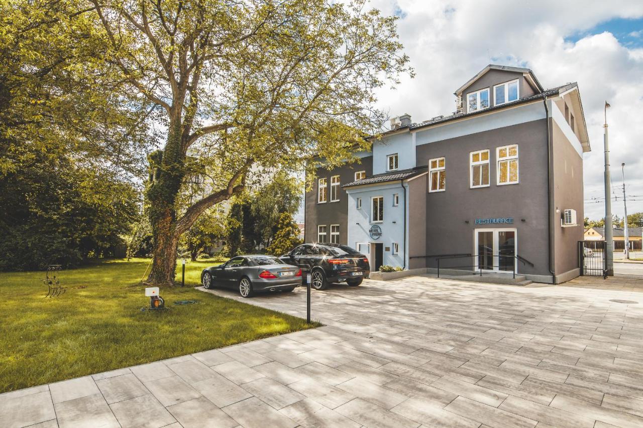 Pension Padre Ostrava Bagian luar foto