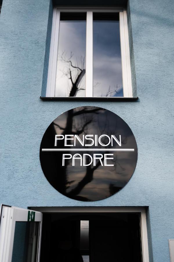 Pension Padre Ostrava Bagian luar foto